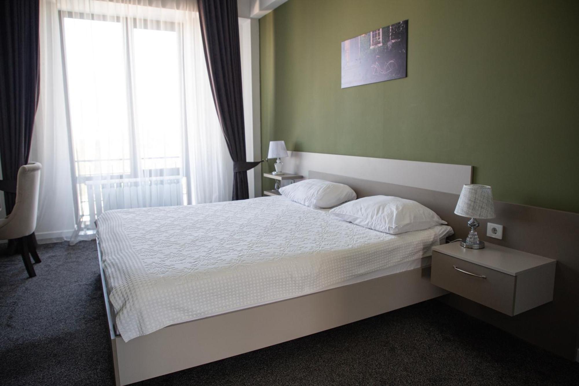Casablanca Apart Hotel Bishkek Exterior photo
